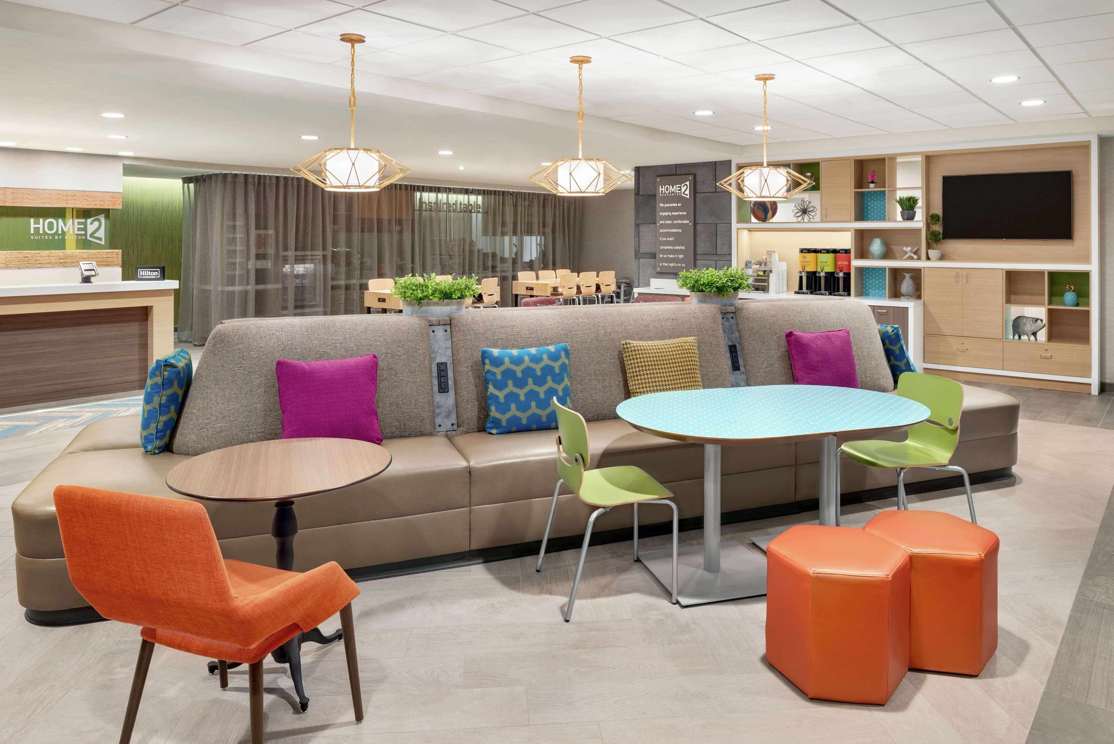 Home2 Suites By Hilton Bismarck Exterior foto