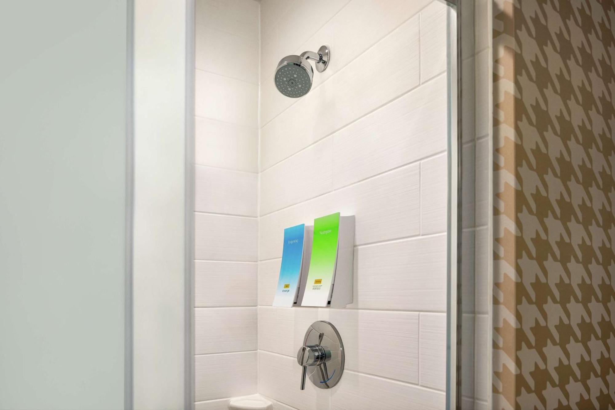 Home2 Suites By Hilton Bismarck Exterior foto