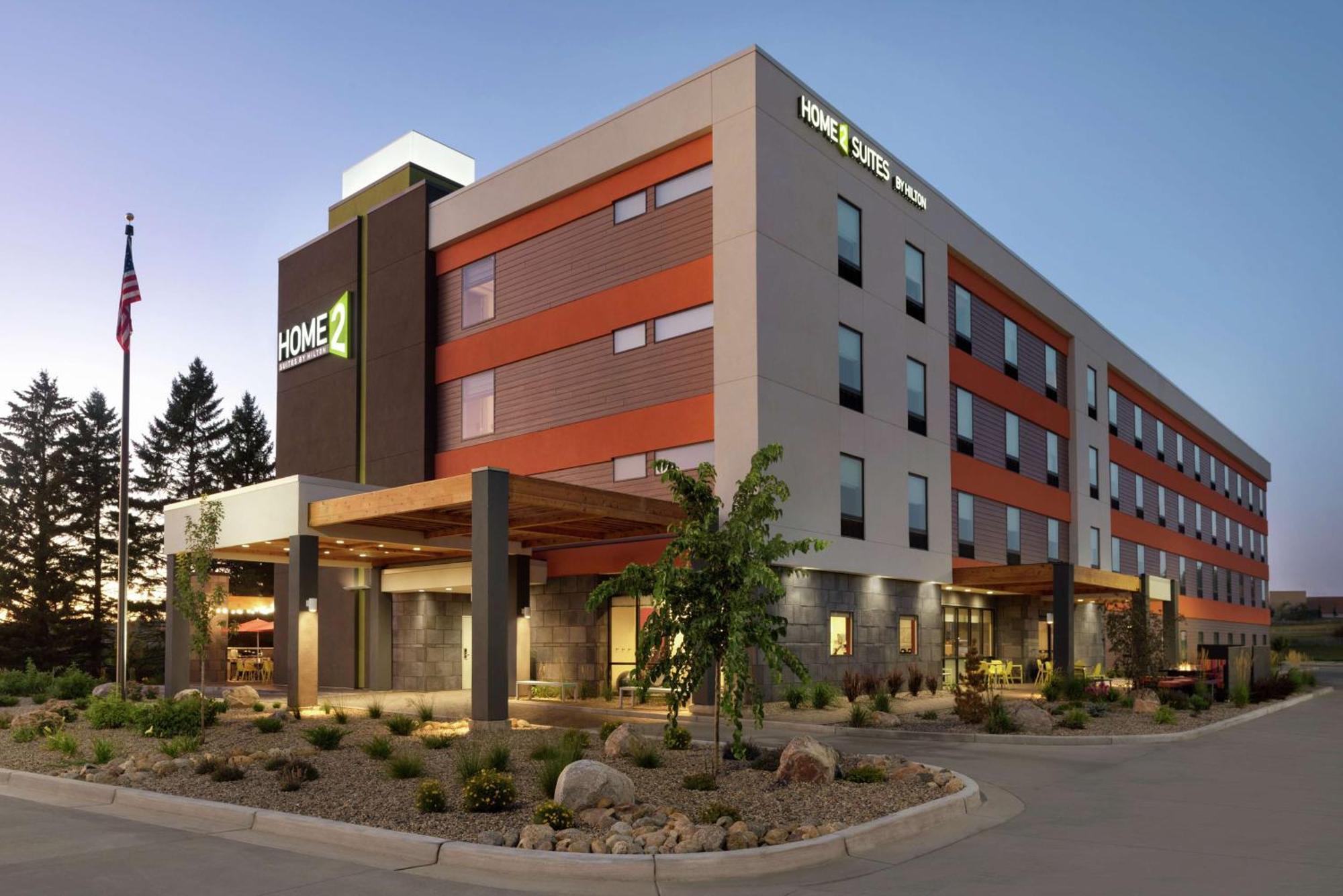 Home2 Suites By Hilton Bismarck Exterior foto